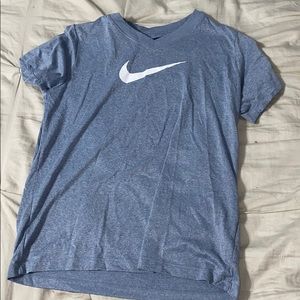 t-shirt.